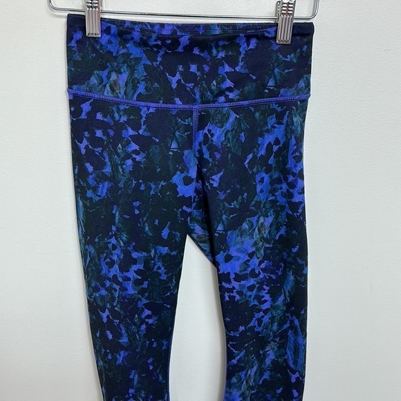 Lululemon Wunder Under Crop II Full On Luon Floral‎ Iris 2 - Picture 6 of 10